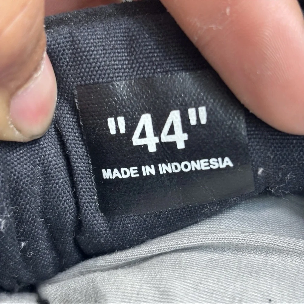 Size 11 - Off-White Vulc Sneaker Low Black Green - Picture 14 of 15